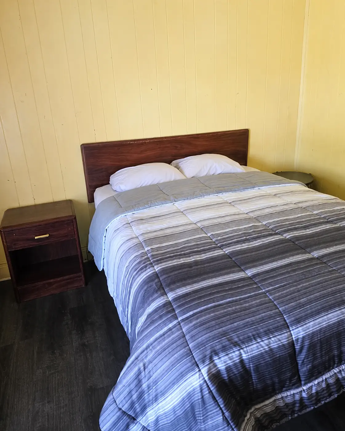 Lee Motel